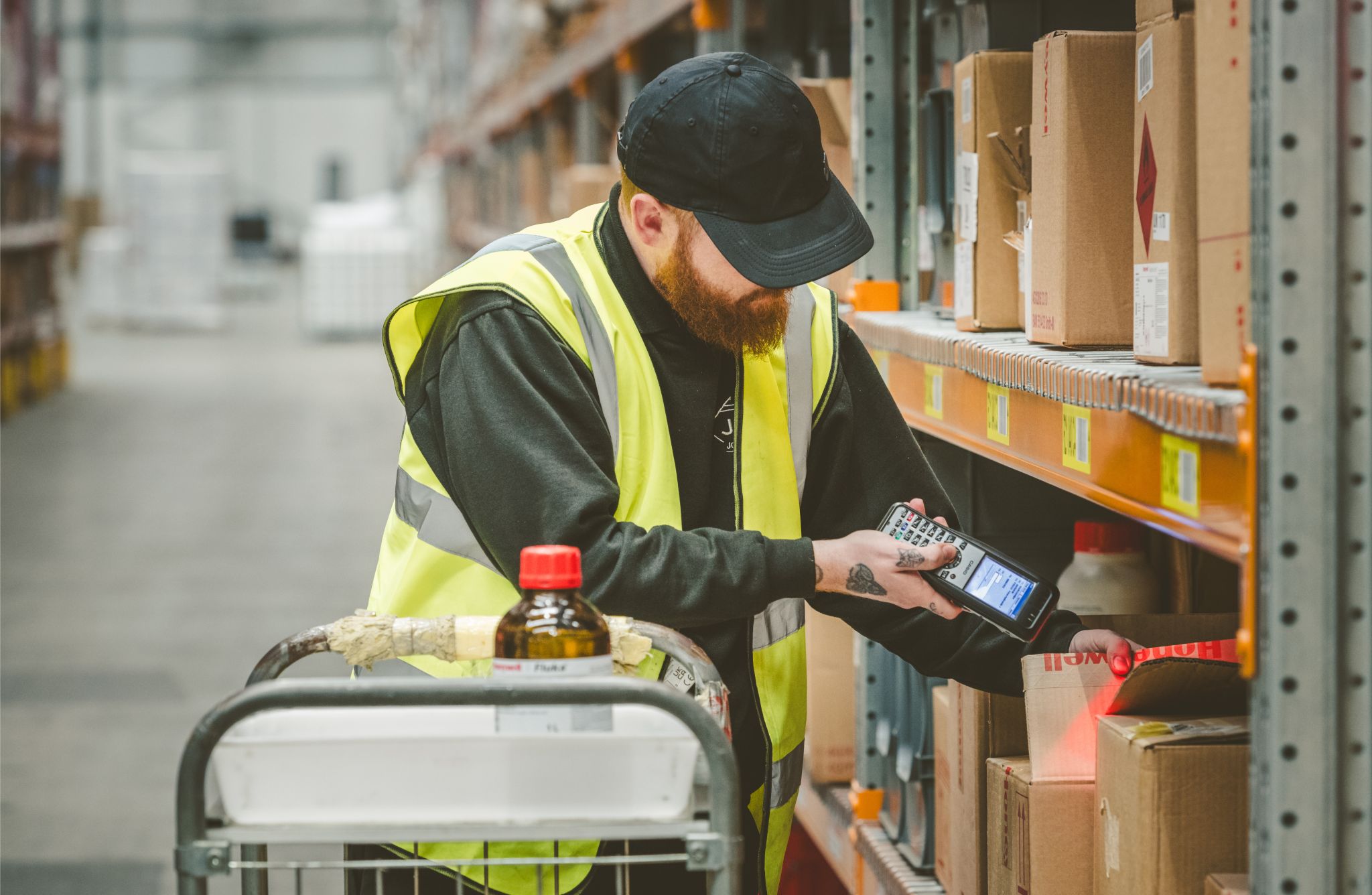 📊📦 JKP Warehousing - Bar Coding Facility 📦📊